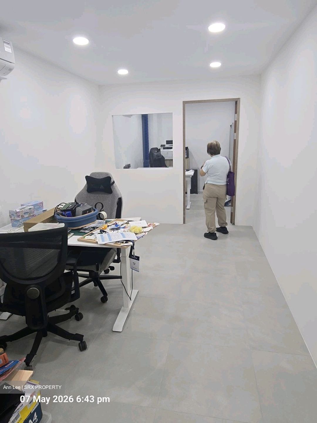 Lipo Building (D14), Warehouse #558552801